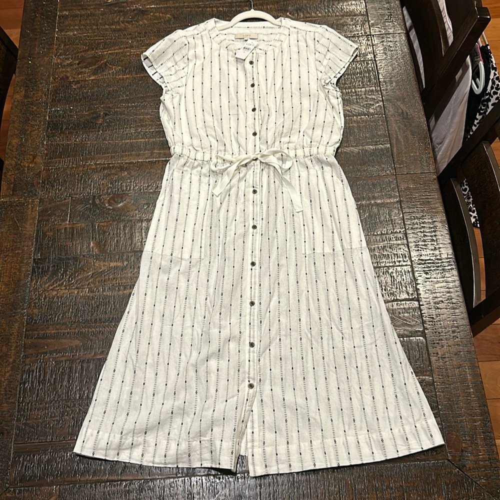 White loft dress